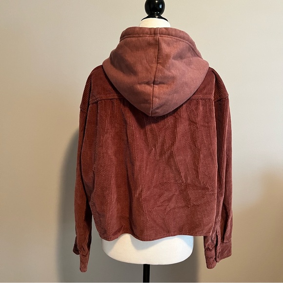 AE Cropped Corduroy Hooded Jacket Plum - size M - Picture 4 of 7